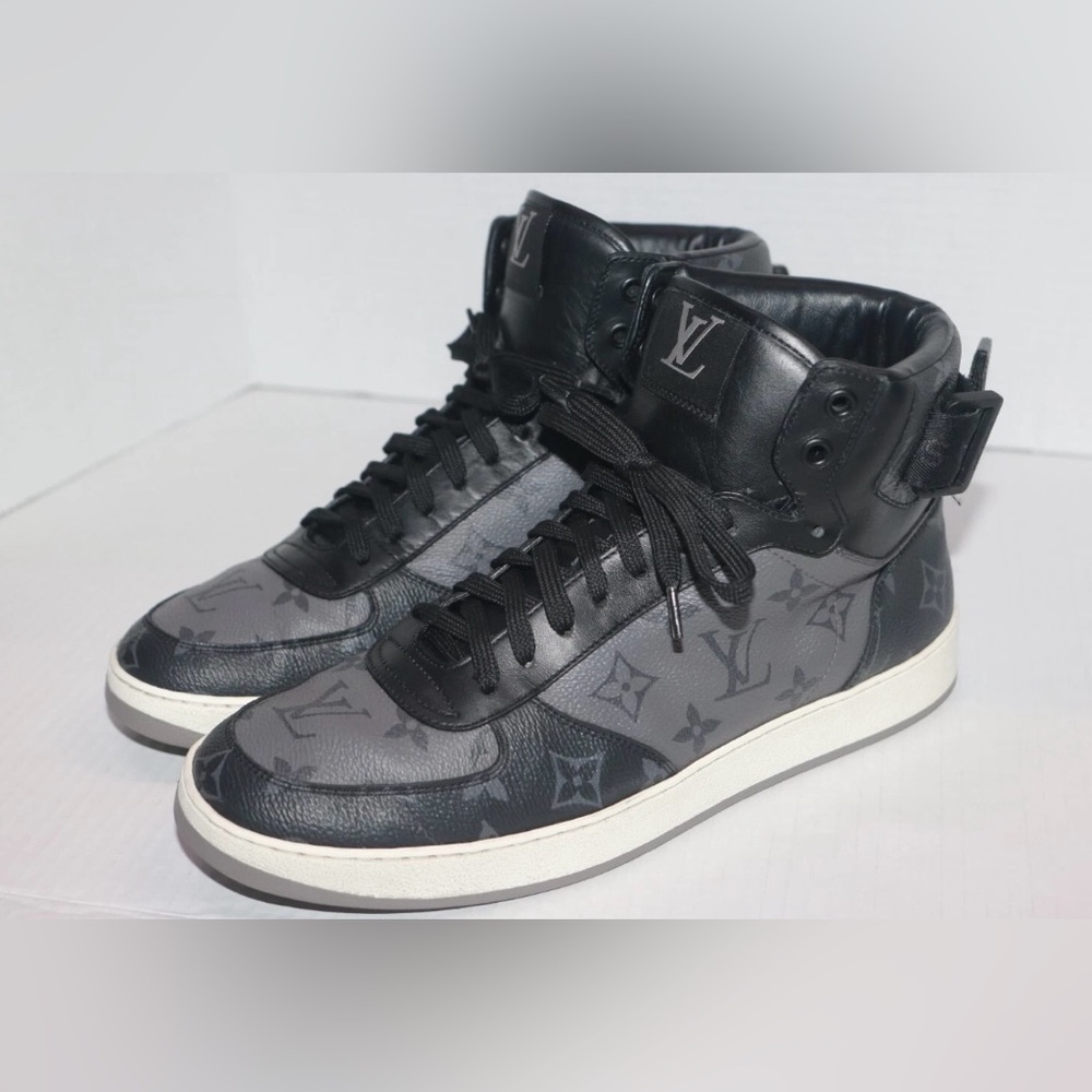 Louis Vuitton Black and Gray Sneakers with Suede and Leather Panels - Picture 2 of 8